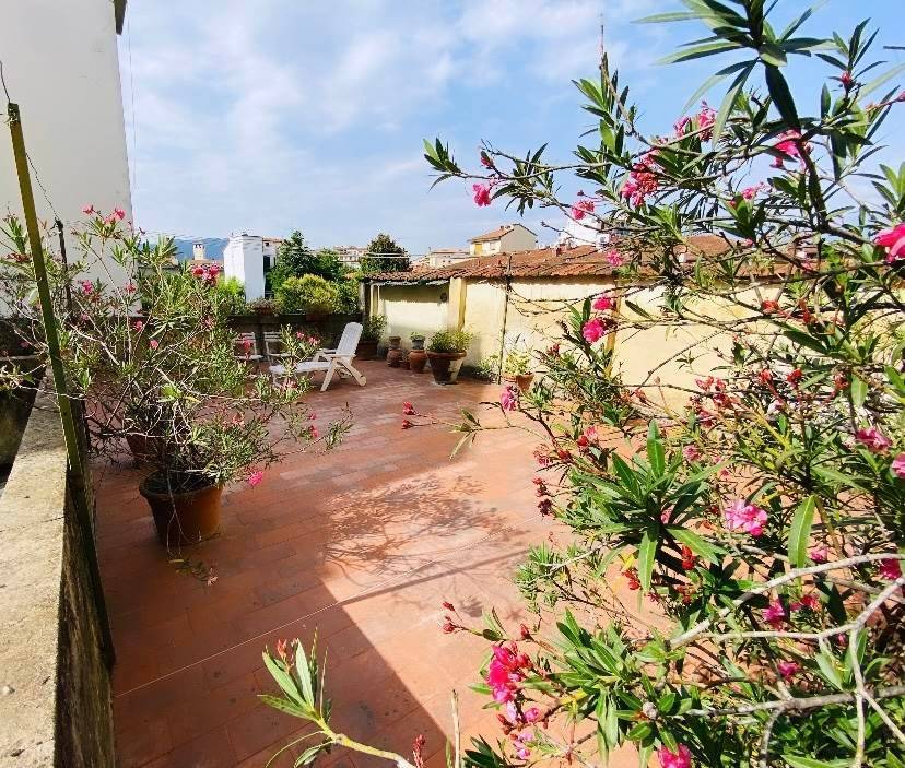 appartamento in vendita a Firenze in zona Statuto