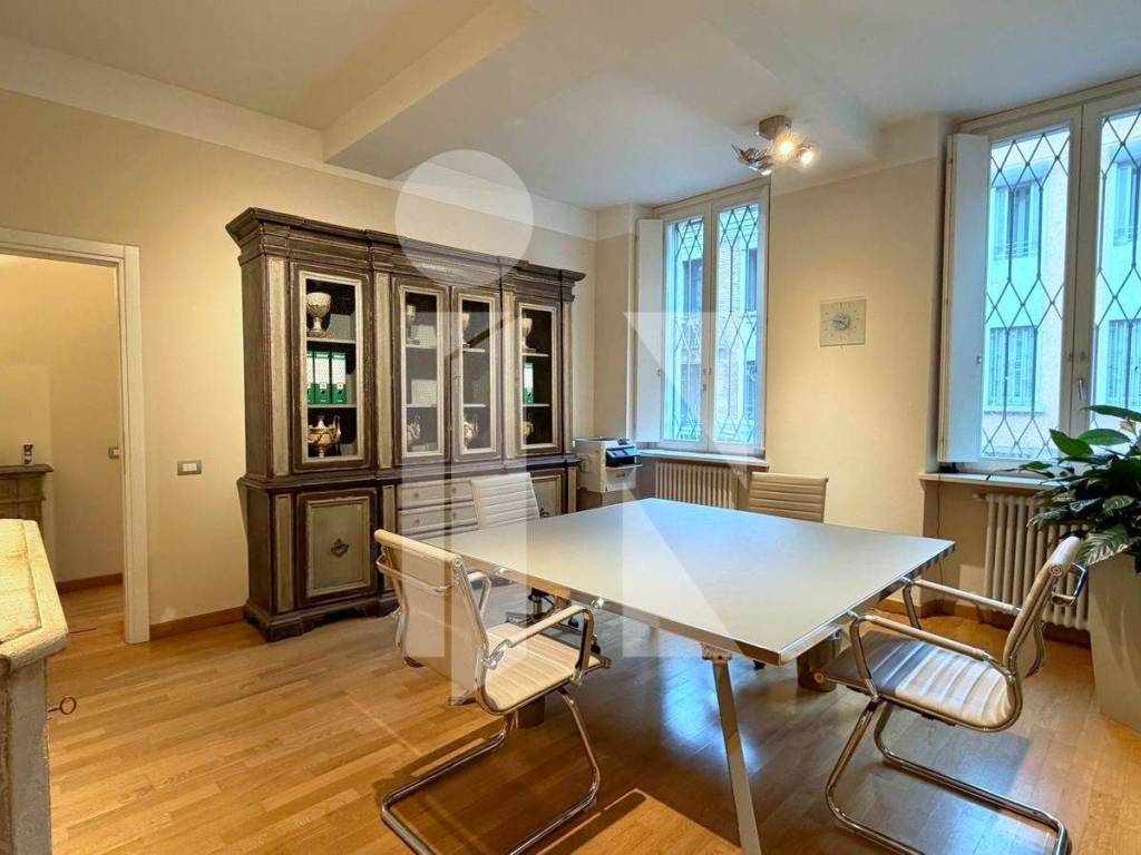 ufficio in vendita a Mantova in zona Centro Storico