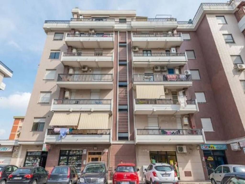 appartamento in vendita a Foggia in zona Candelaro