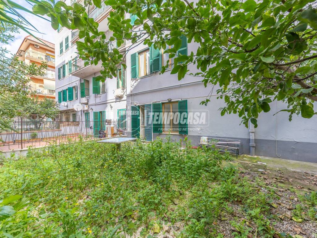 appartamento in vendita a Roma in zona Prenestino-Centocelle