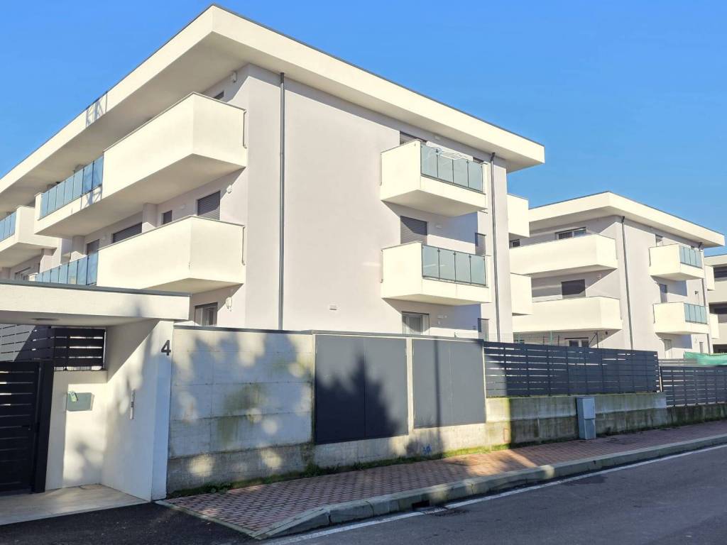 immagine annuncio 1 di 4