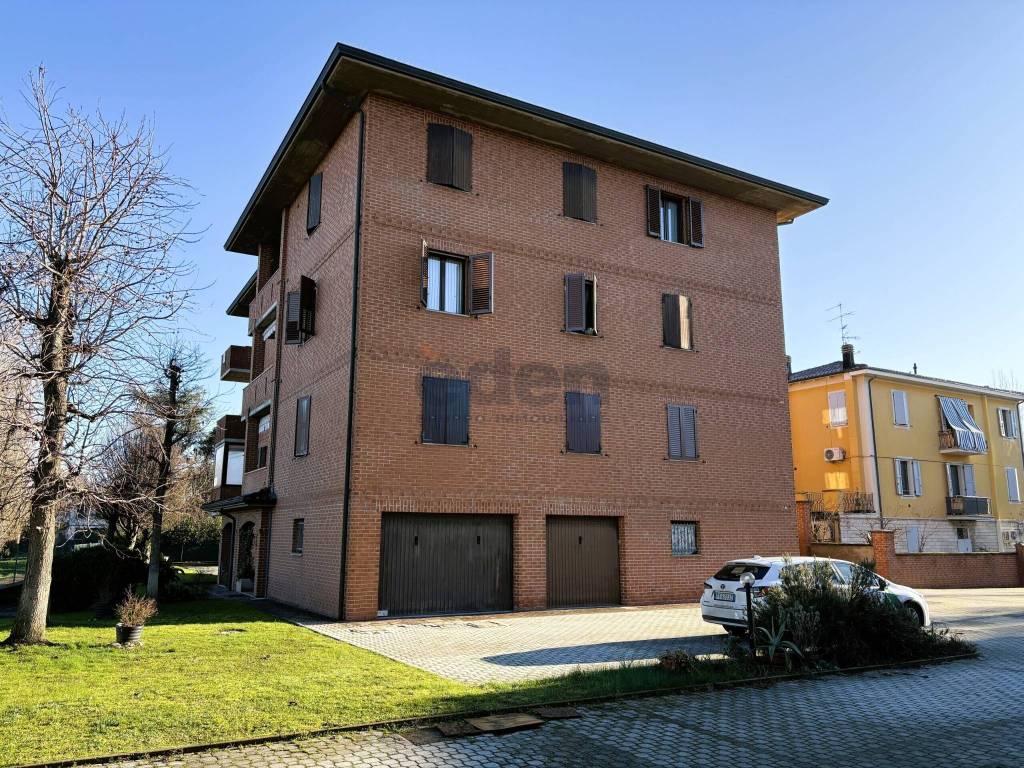 appartamento in vendita a Castelfranco Emilia in zona Manzolino