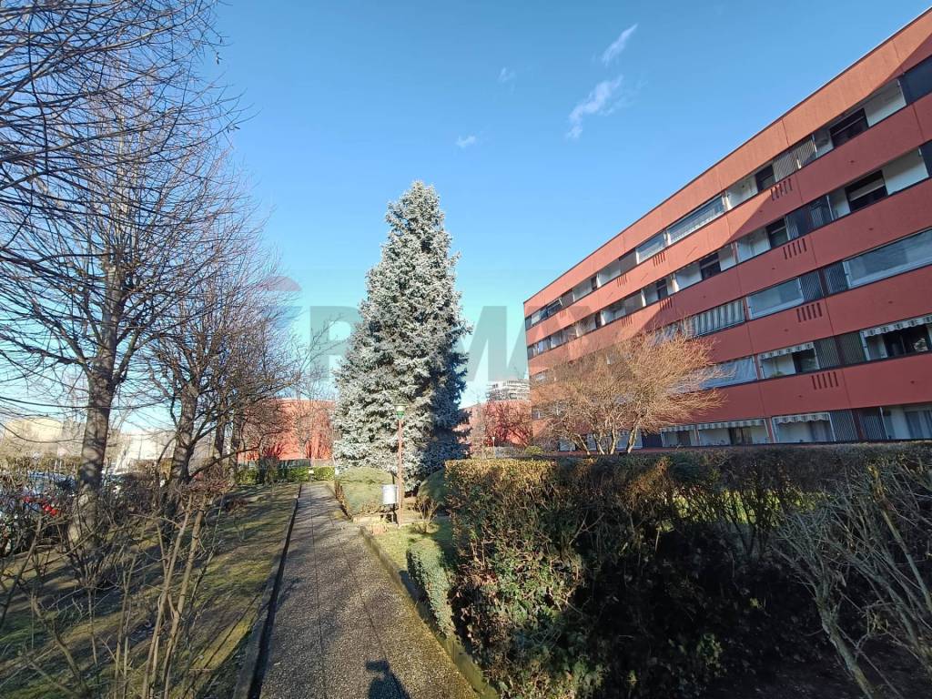 appartamento in vendita a Beinasco in zona Borgaretto