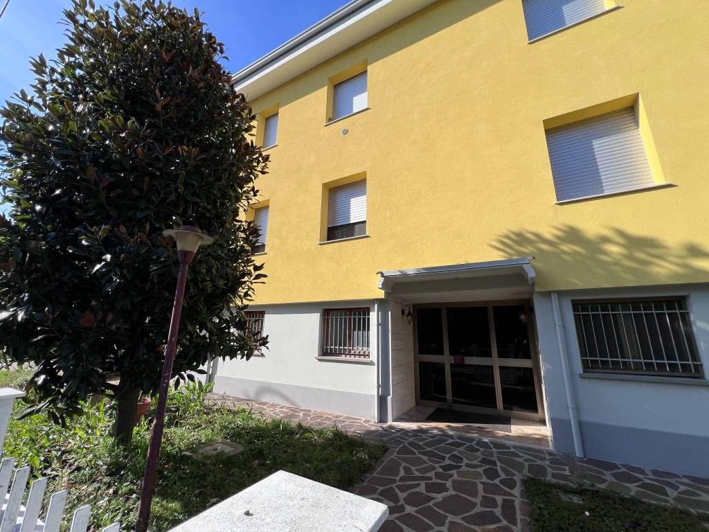 immagine annuncio 2 di 4