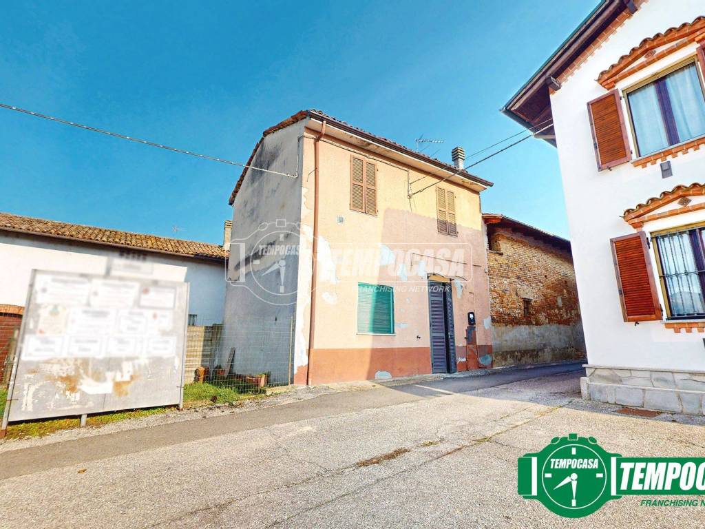 casa indipendente in vendita a Bassignana