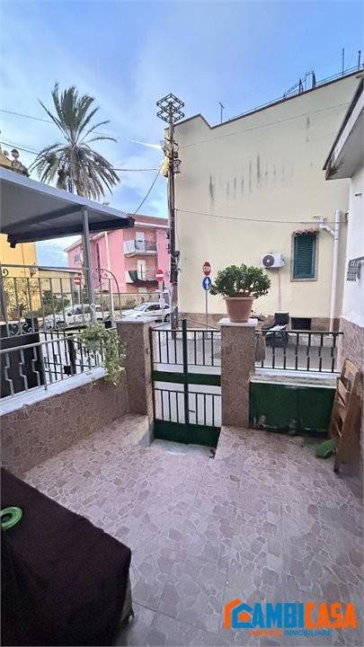 appartamento in vendita a Palermo in zona Chiavelli