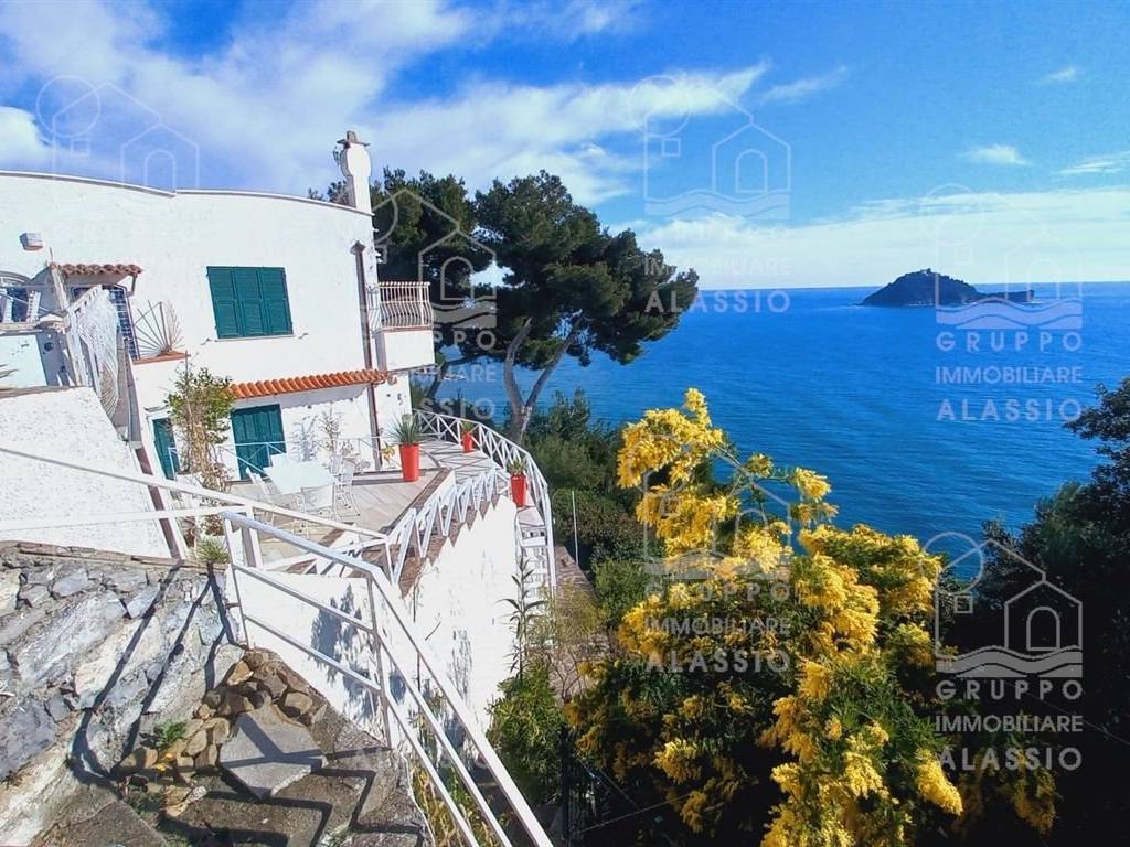 appartamento in vendita ad Alassio
