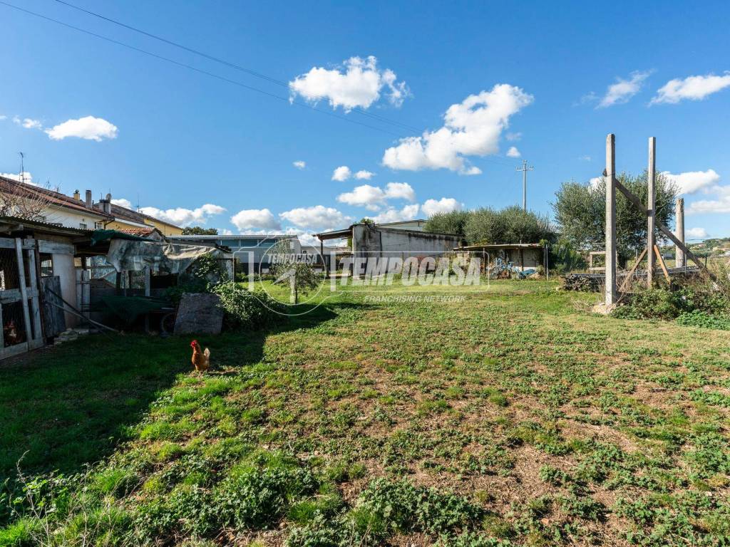 casa indipendente in vendita a Civitanova Marche in zona Santa Maria Apparente