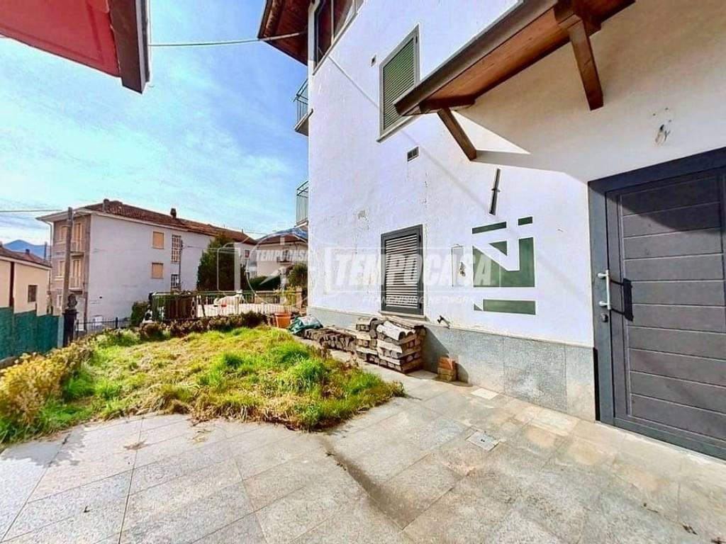 casa indipendente in vendita a Cafasse in zona Monasterolo