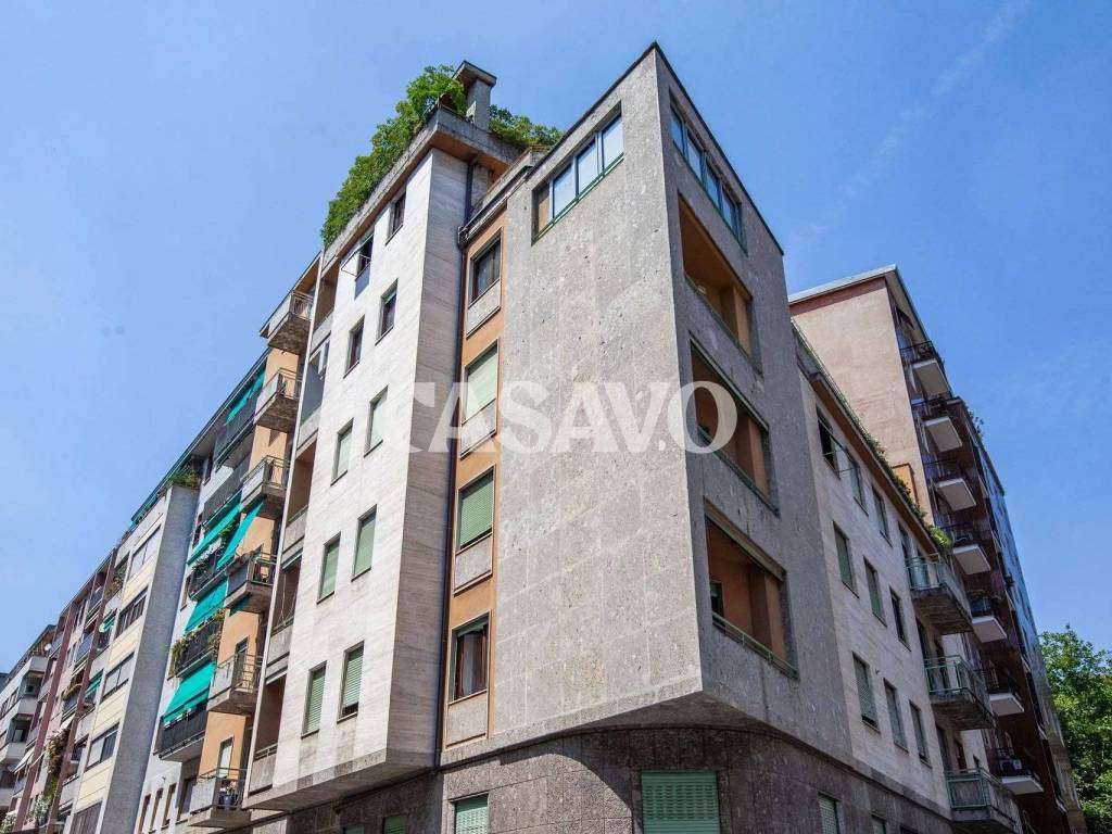 appartamento in vendita a Milano in zona Loreto