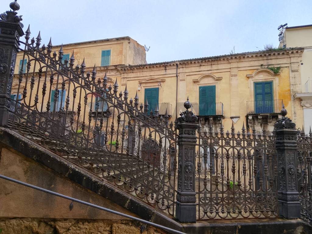 appartamento in vendita a Ragusa in zona Ibla