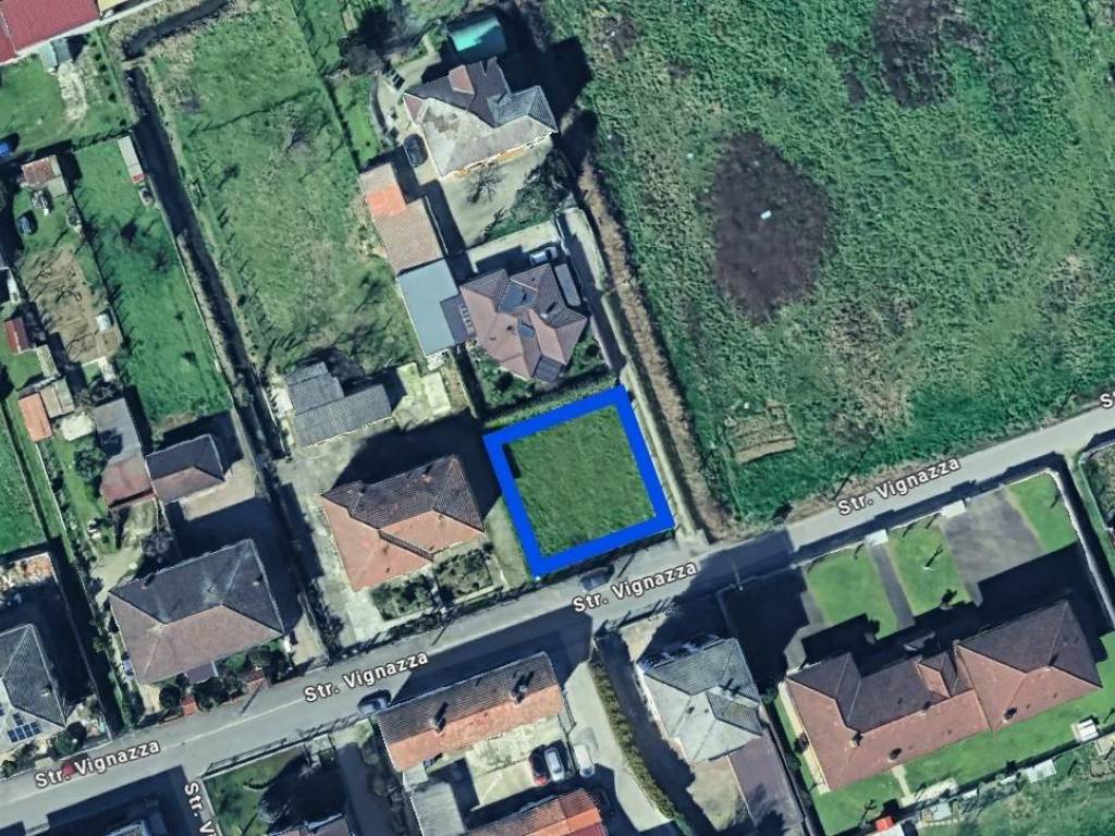 terreno edificabile in vendita a Vigevano in zona Piccolini