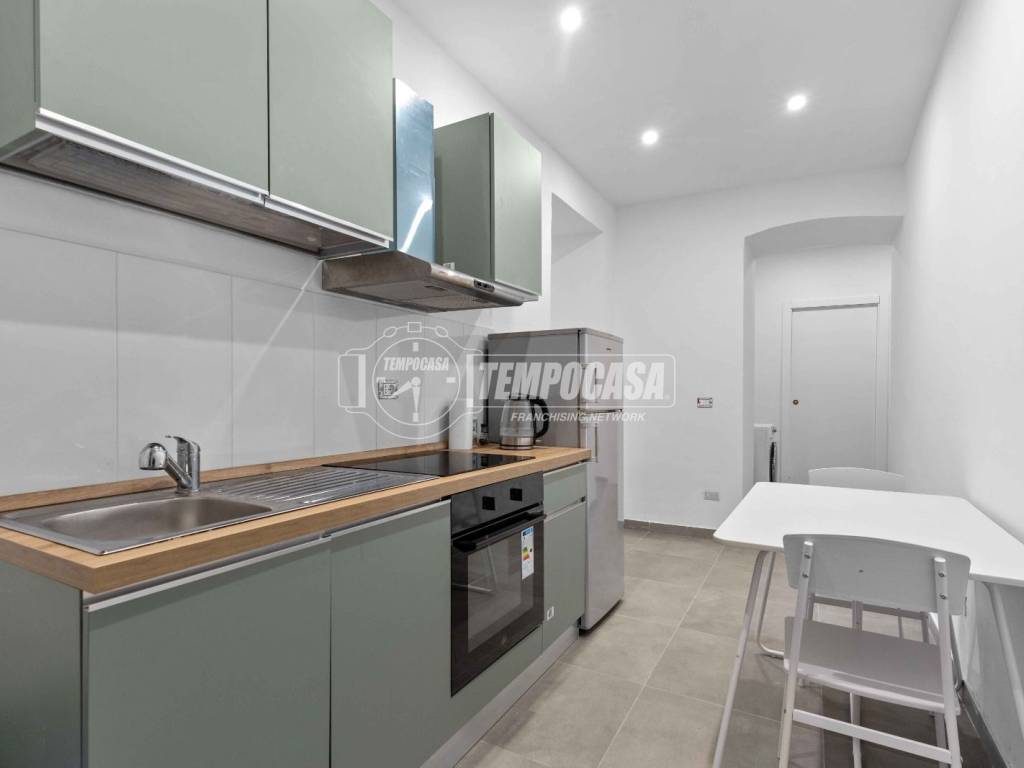 appartamento in vendita a Milano in zona Bocconi