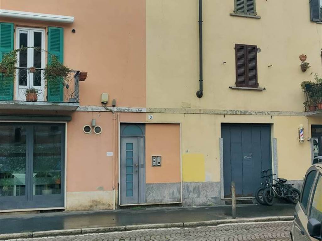 appartamento in vendita a Lodi in zona Città Bassa