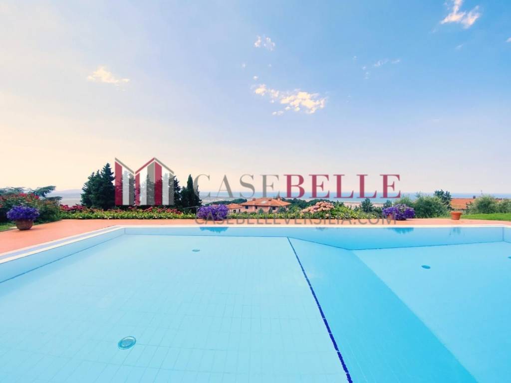 casa indipendente in vendita a Massarosa