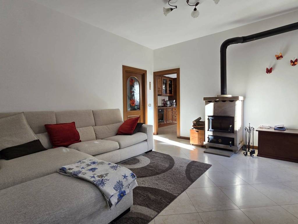 casa indipendente in vendita a Ponte Nossa