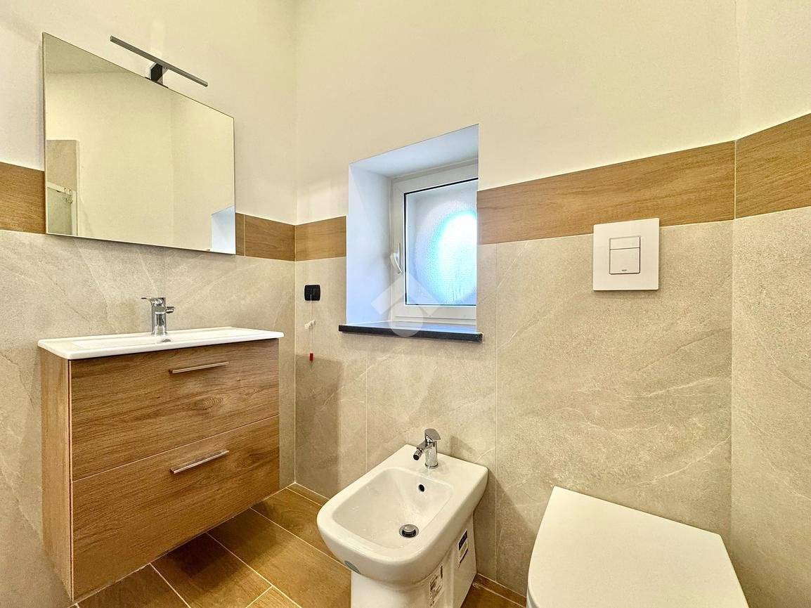 Quadrilocale piazza Giuseppe Garibaldi 39, Garibaldi - Ferrovia, Napoli - Photo 18