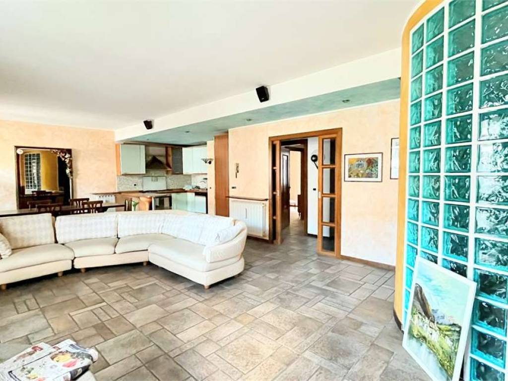 appartamento in vendita a Darfo Boario Terme in zona Boario Terme