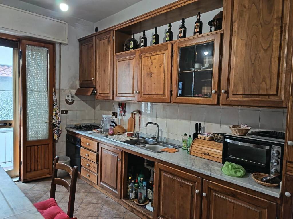 appartamento in vendita a Prato in zona Carteano