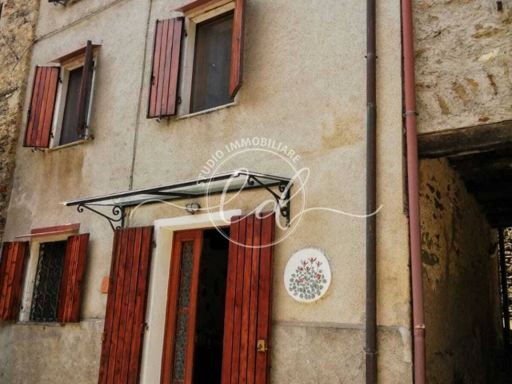 casa indipendente in vendita a Stazzema