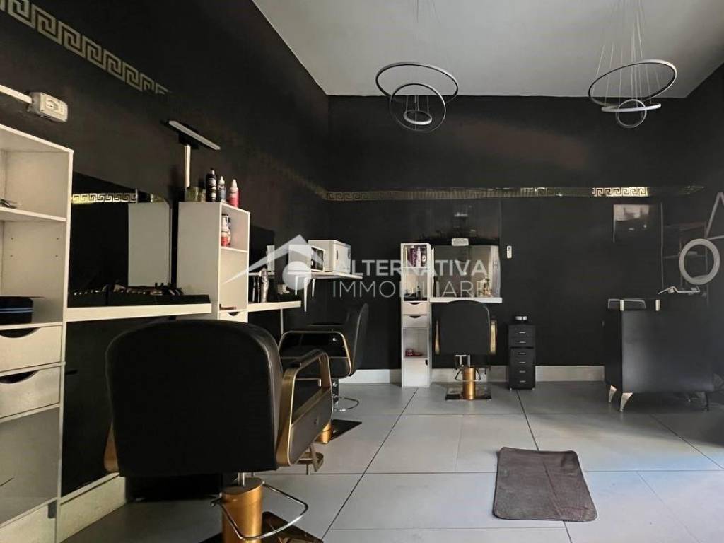 negozio in affitto a Pisa in zona Centro Storico