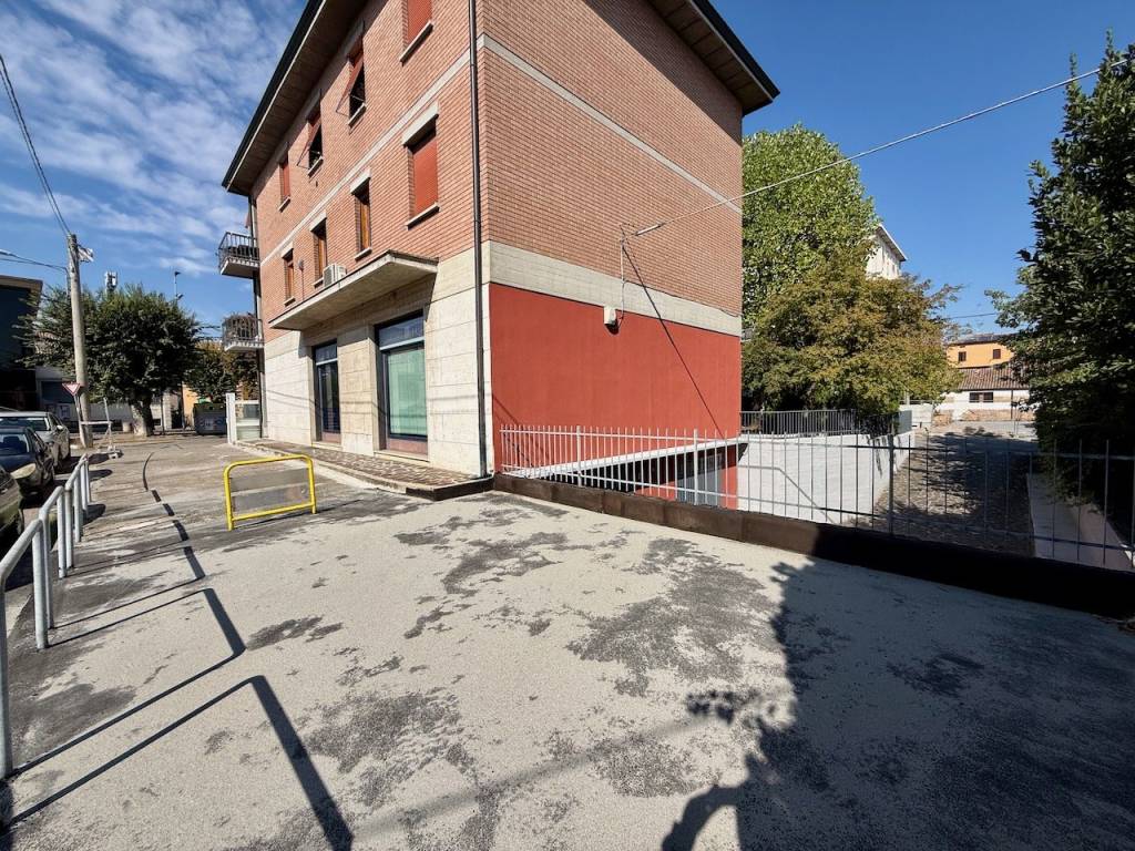 immagine annuncio 2 di 4