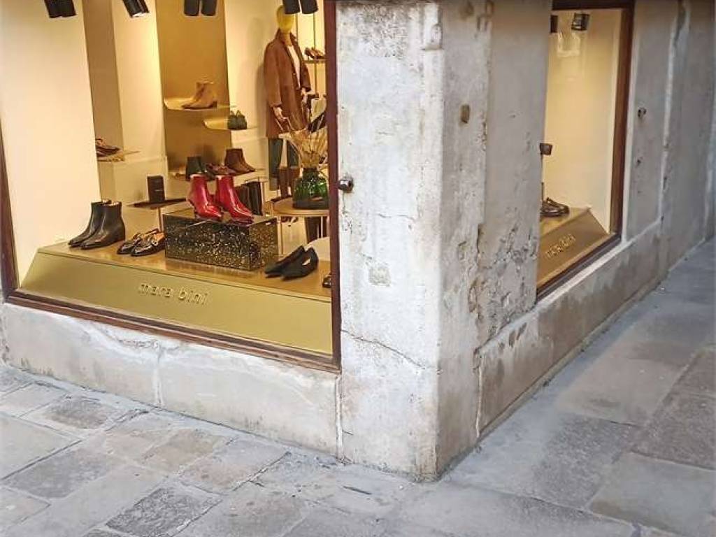 negozio in vendita a Venezia in zona Sestiere San Marco