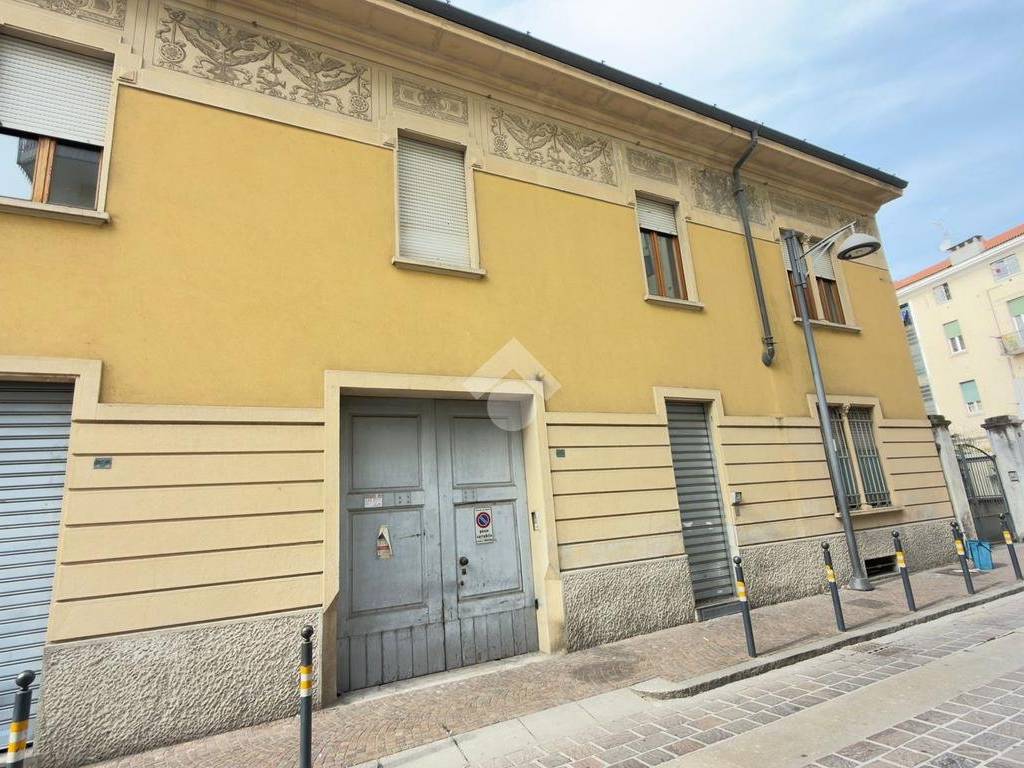 immagine annuncio 1 di 4