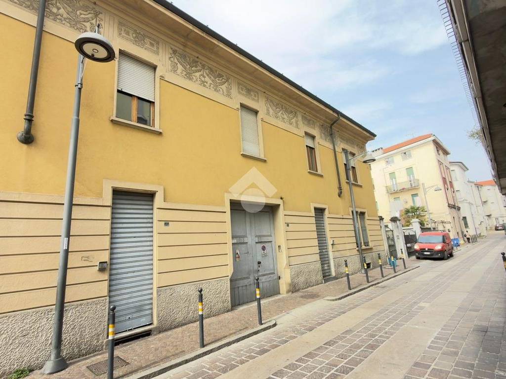 immagine annuncio 2 di 4