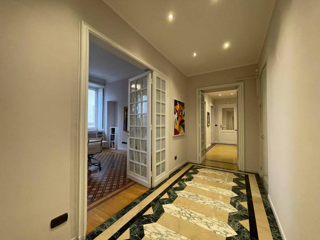 immagine annuncio 1 di 4