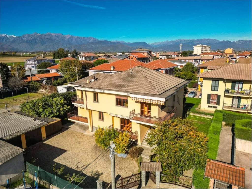 appartamento in vendita a Cavour