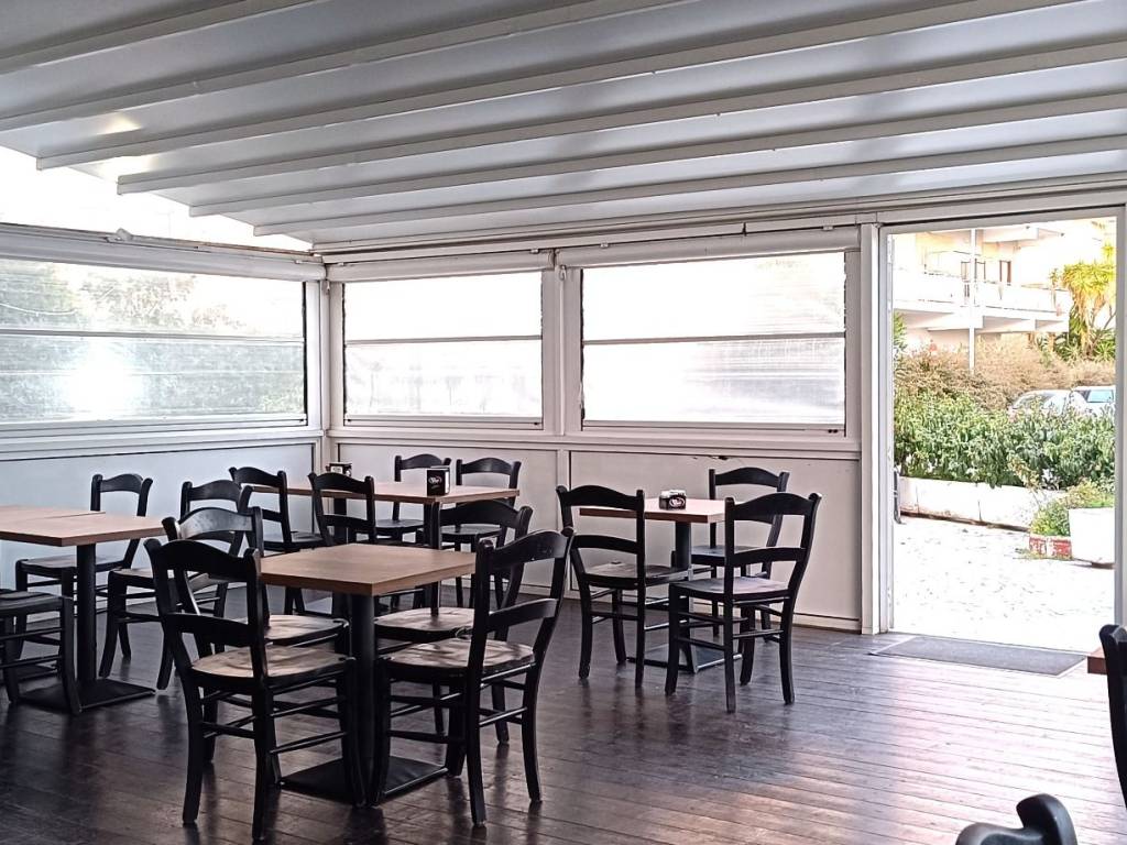 negozio in vendita a Terracina