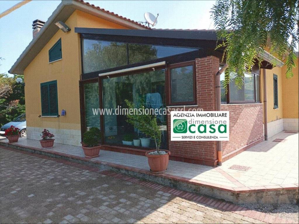 casa indipendente in vendita a San Cataldo
