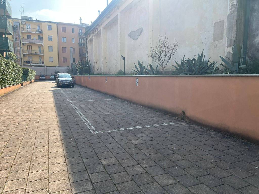 immagine annuncio 2 di 4