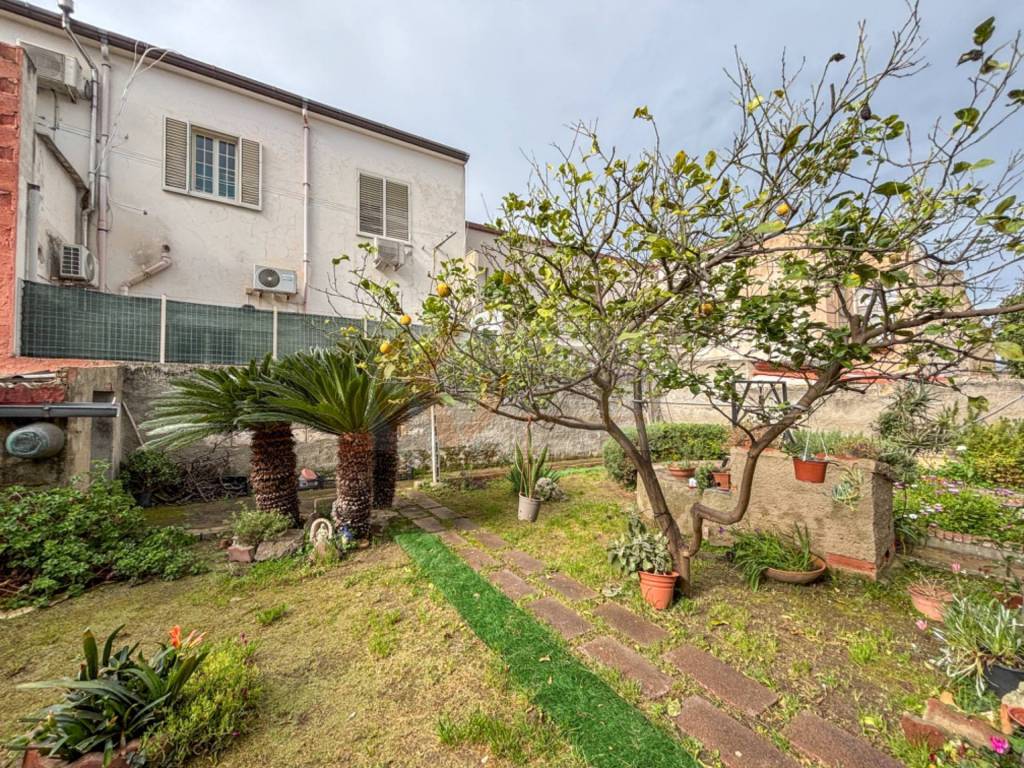 casa indipendente in vendita a Sorso