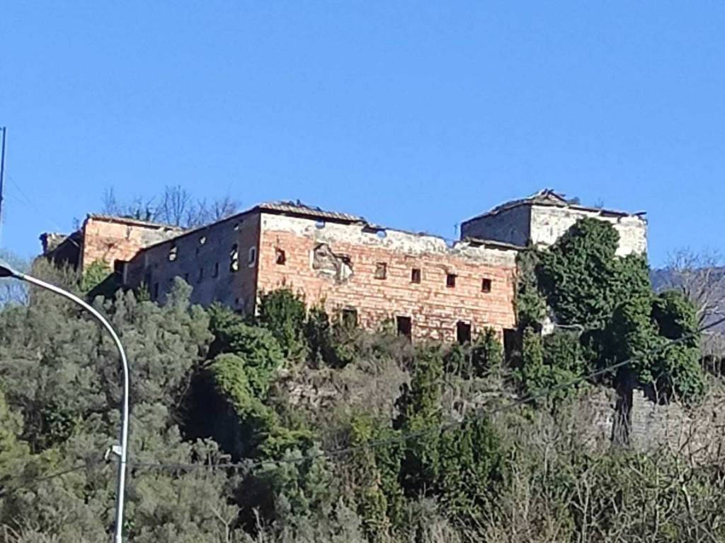 intera palazzina in vendita a Fisciano