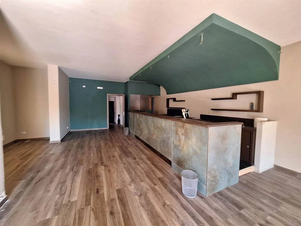 locale commerciale in vendita a Golfo Aranci