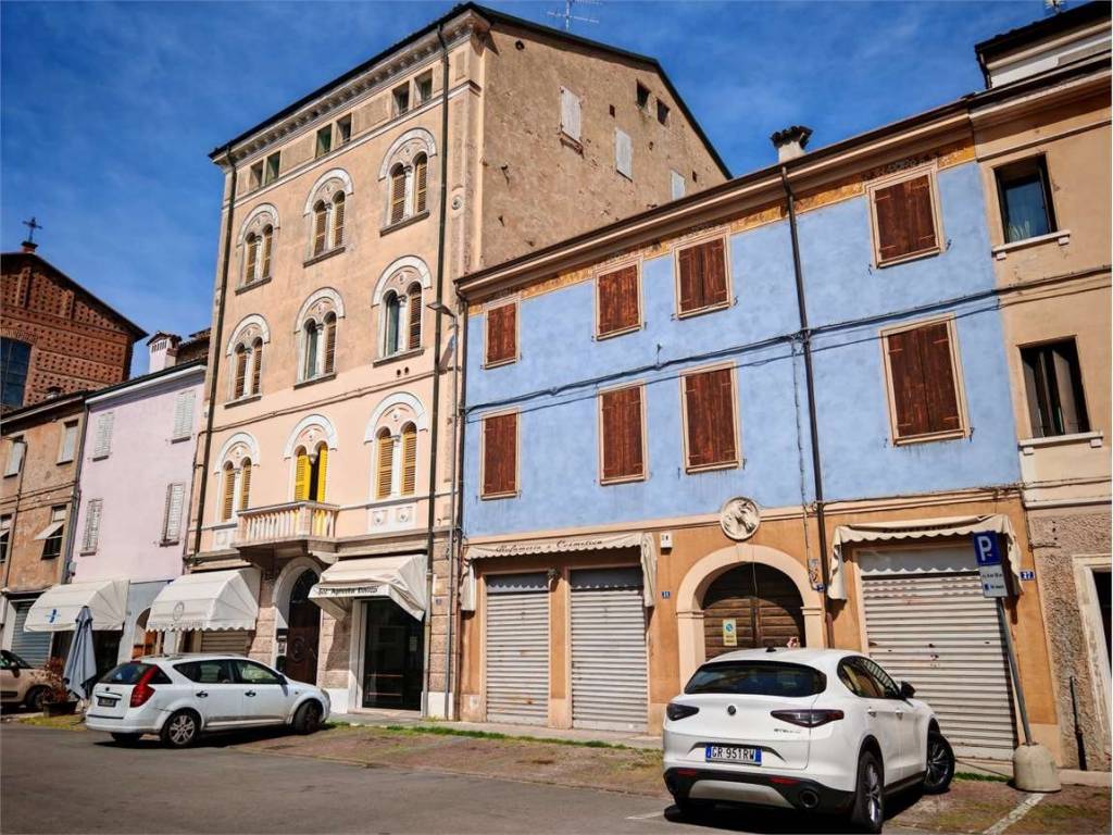 immagine annuncio 1 di 4