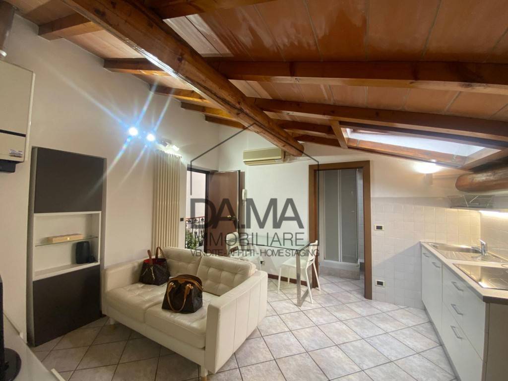 appartamento in vendita a Parma in zona Centro Storico