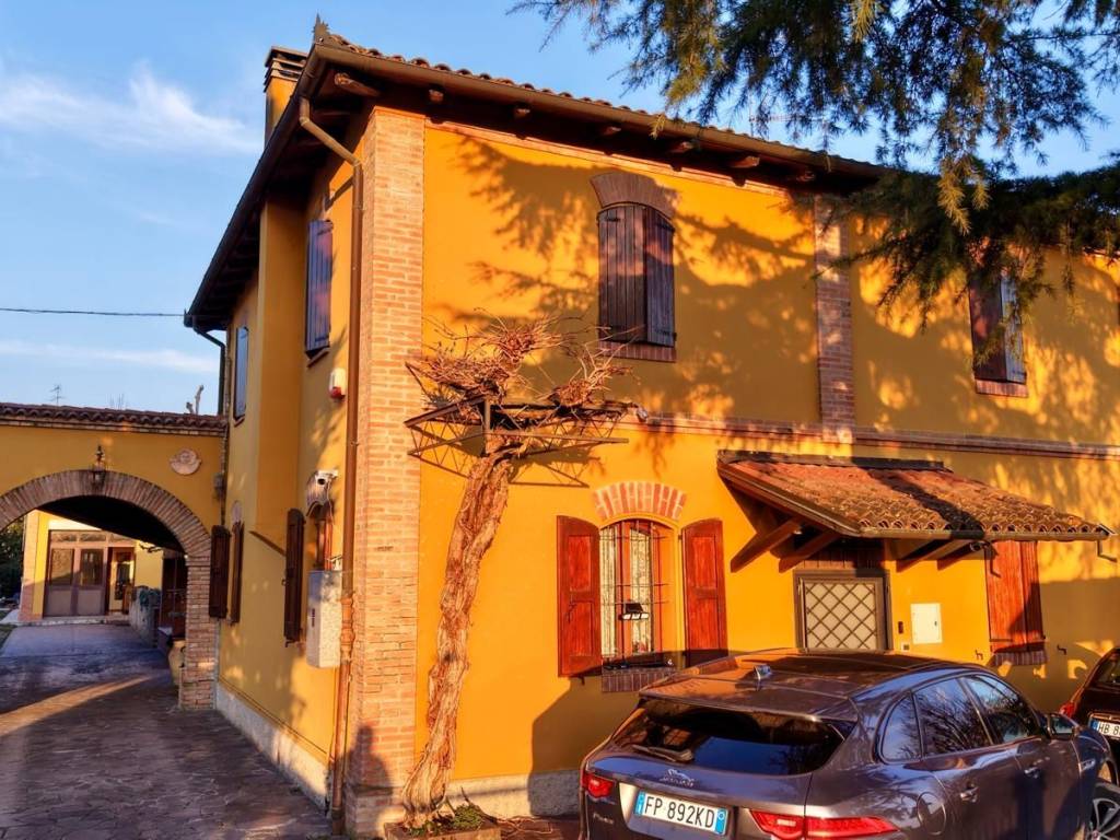 immagine annuncio 1 di 5