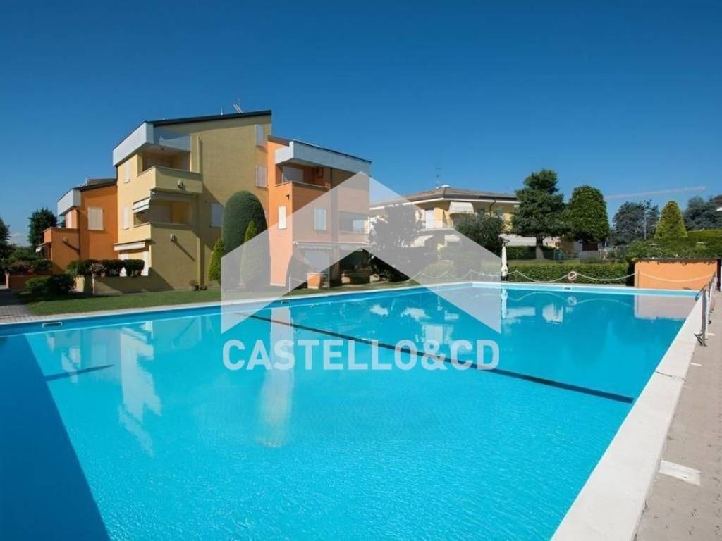 appartamento in vendita a Sirmione in zona Lugana