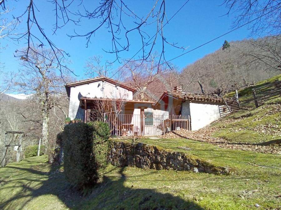casa indipendente in vendita a Coreglia Antelminelli in zona Gromignana