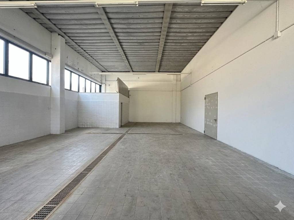 capannone in affitto a Venezia in zona Marghera