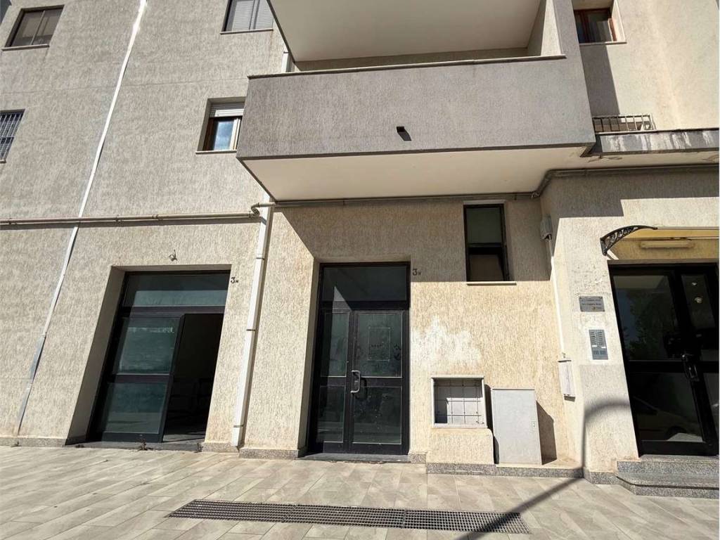 negozio in vendita a Brindisi in zona Sant'Angelo