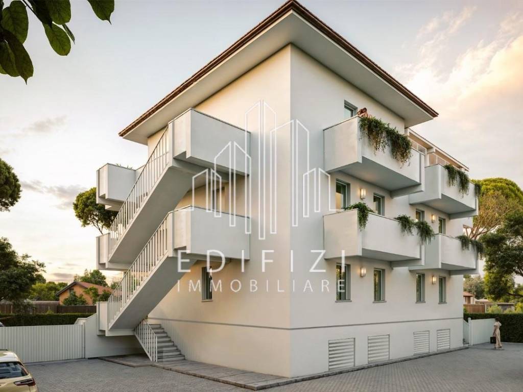 casa indipendente in vendita a Massa in zona Marina di Massa