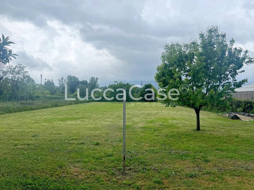 casa indipendente in vendita a Capannori