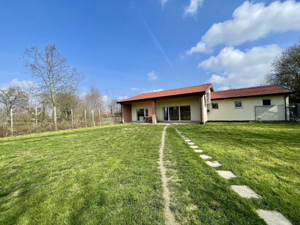 casa indipendente in vendita a Legnaro