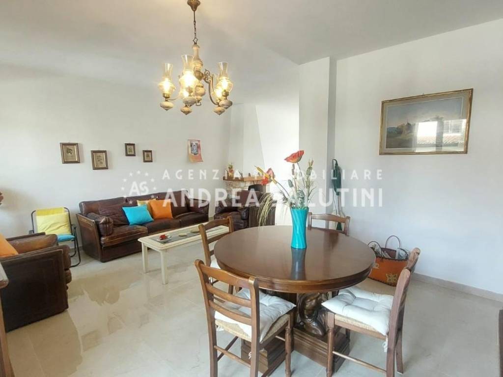 casa indipendente in vendita a Calci