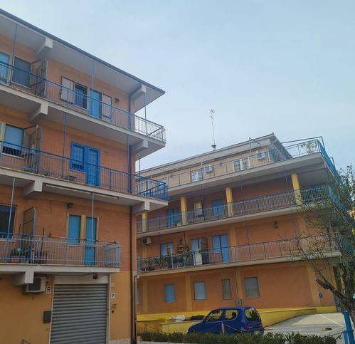 immagine annuncio 3 di 4