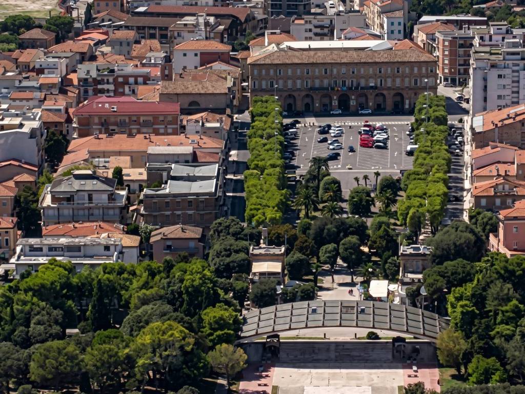 immagine annuncio 2 di 4